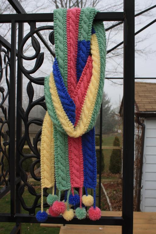 PomPom Scarf Knitting Pattern