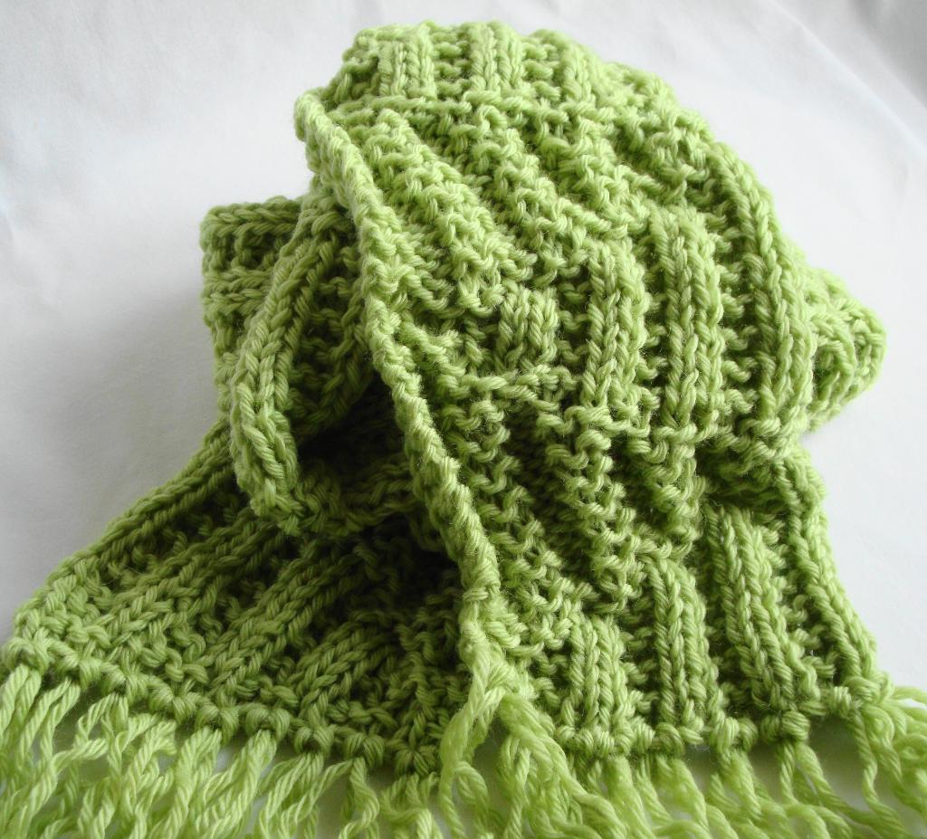 Greta Scarf FREE Knitting Pattern