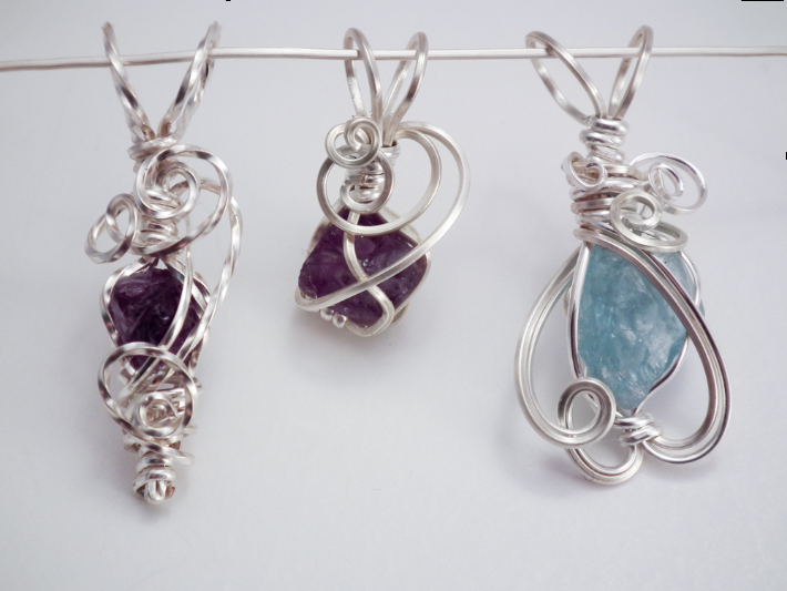 Wire Wrapping Small Stones