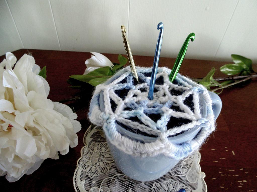 star crochet hook holder