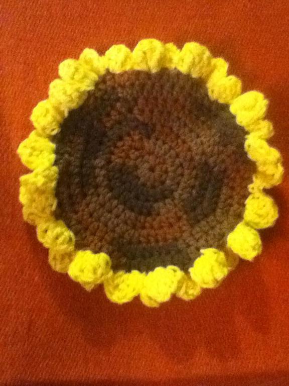 sunflower crochet pot holder
