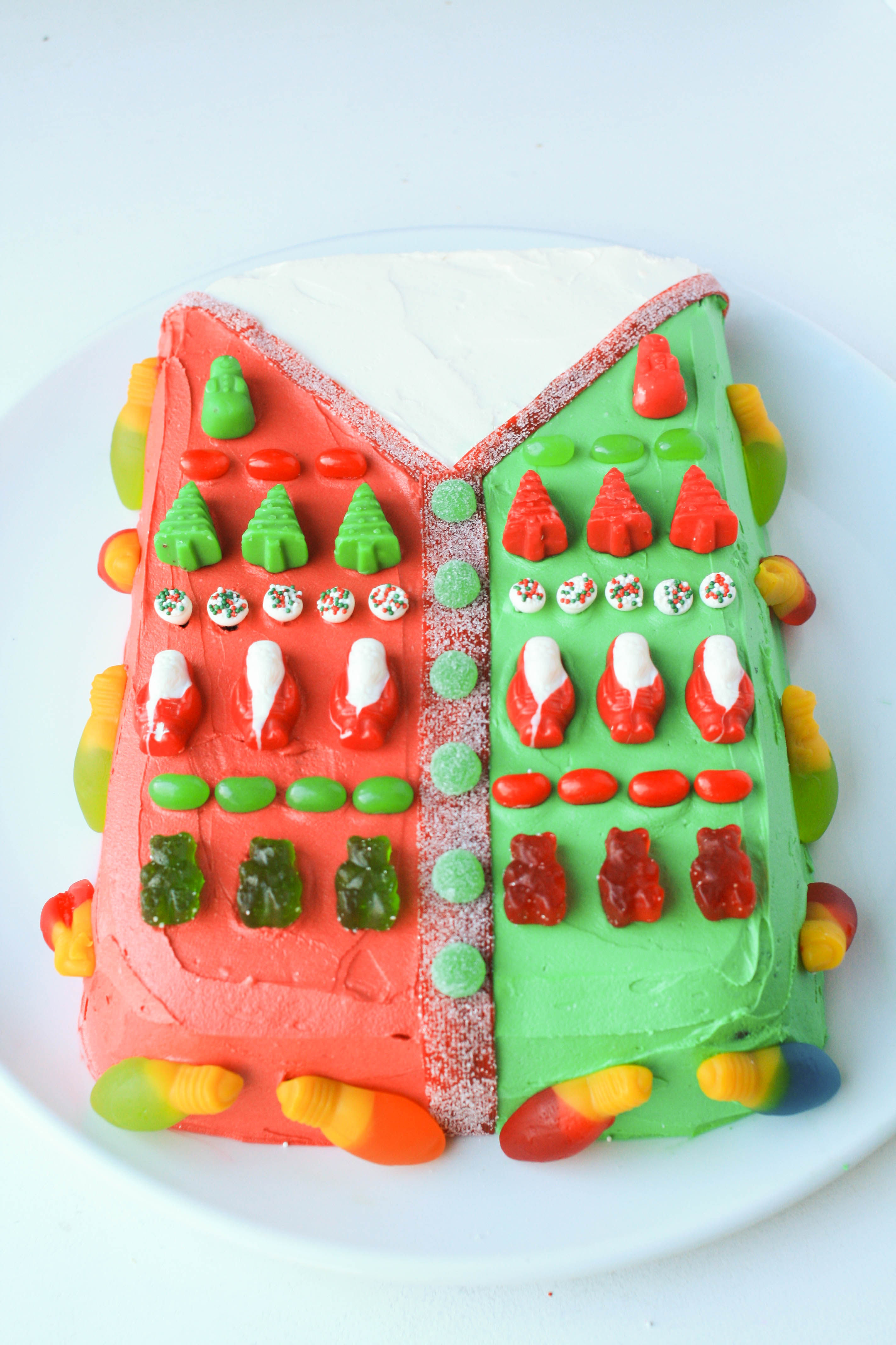 Ugly Sweater Cake | Erin Gardner | Bluprint