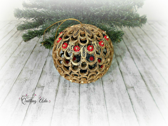 Image of ornament by Paper Art By Ada