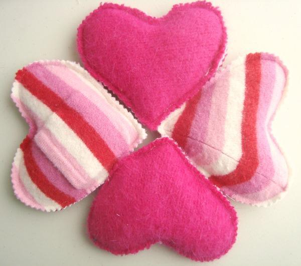 Heart Hand Warmer FREE Sewing Pattern