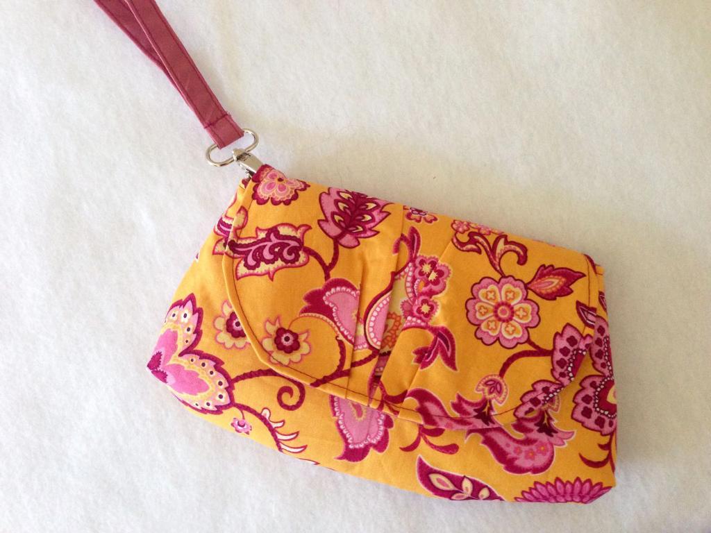 Pink Peony Bag FREE Sewing Pattern