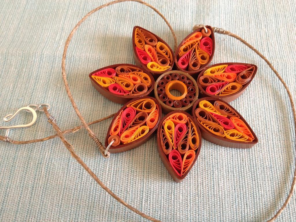 Image of quilled flower necklace