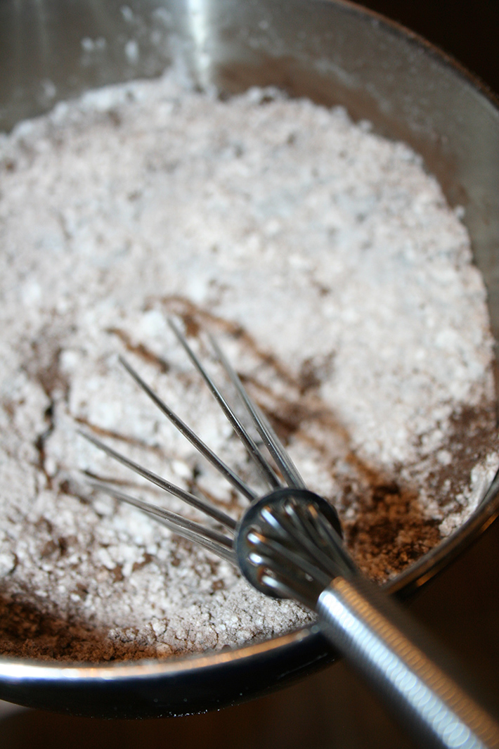 Dry ingredients for Ding Dongs