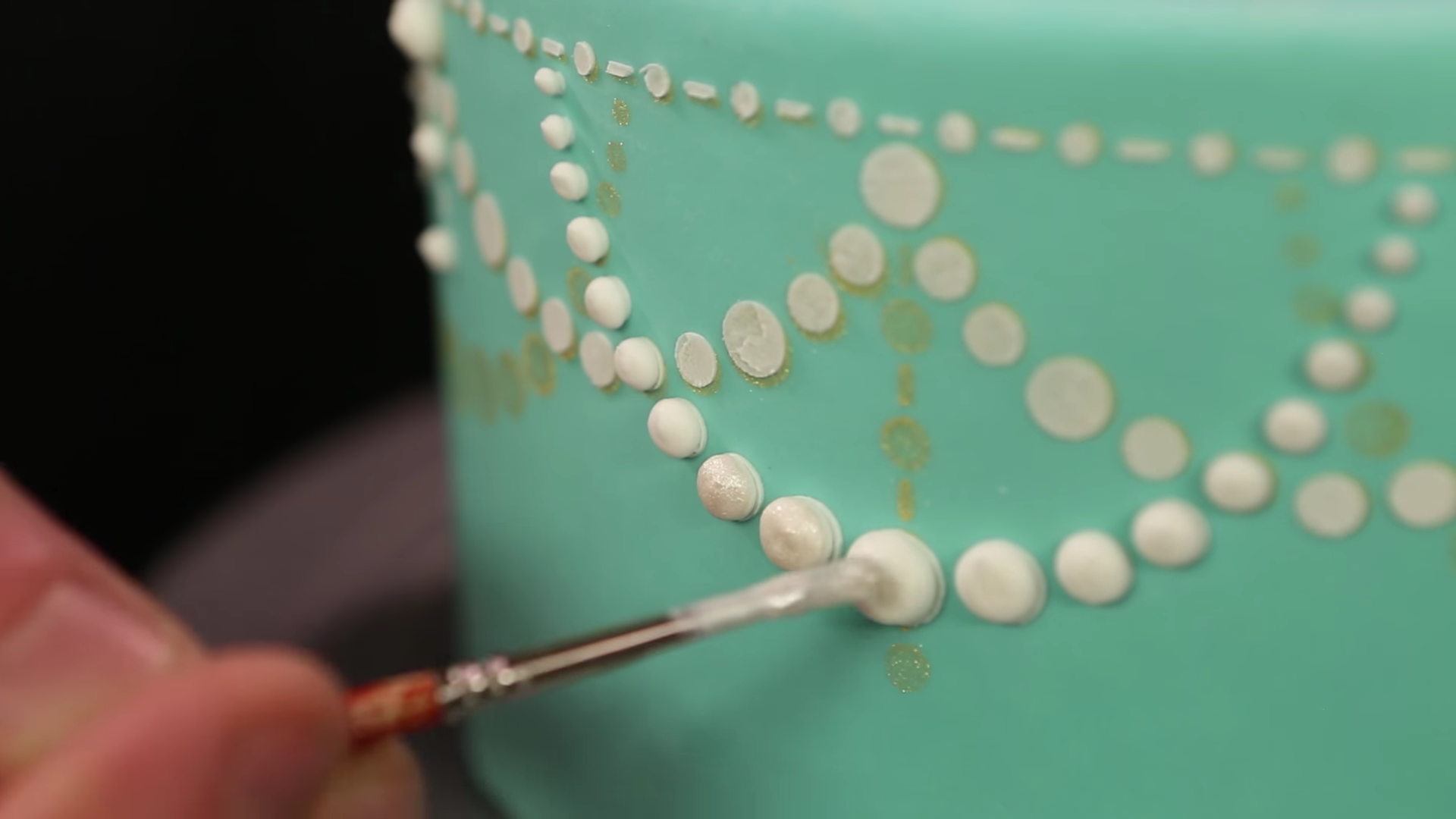 Pearl Dust Over Piping