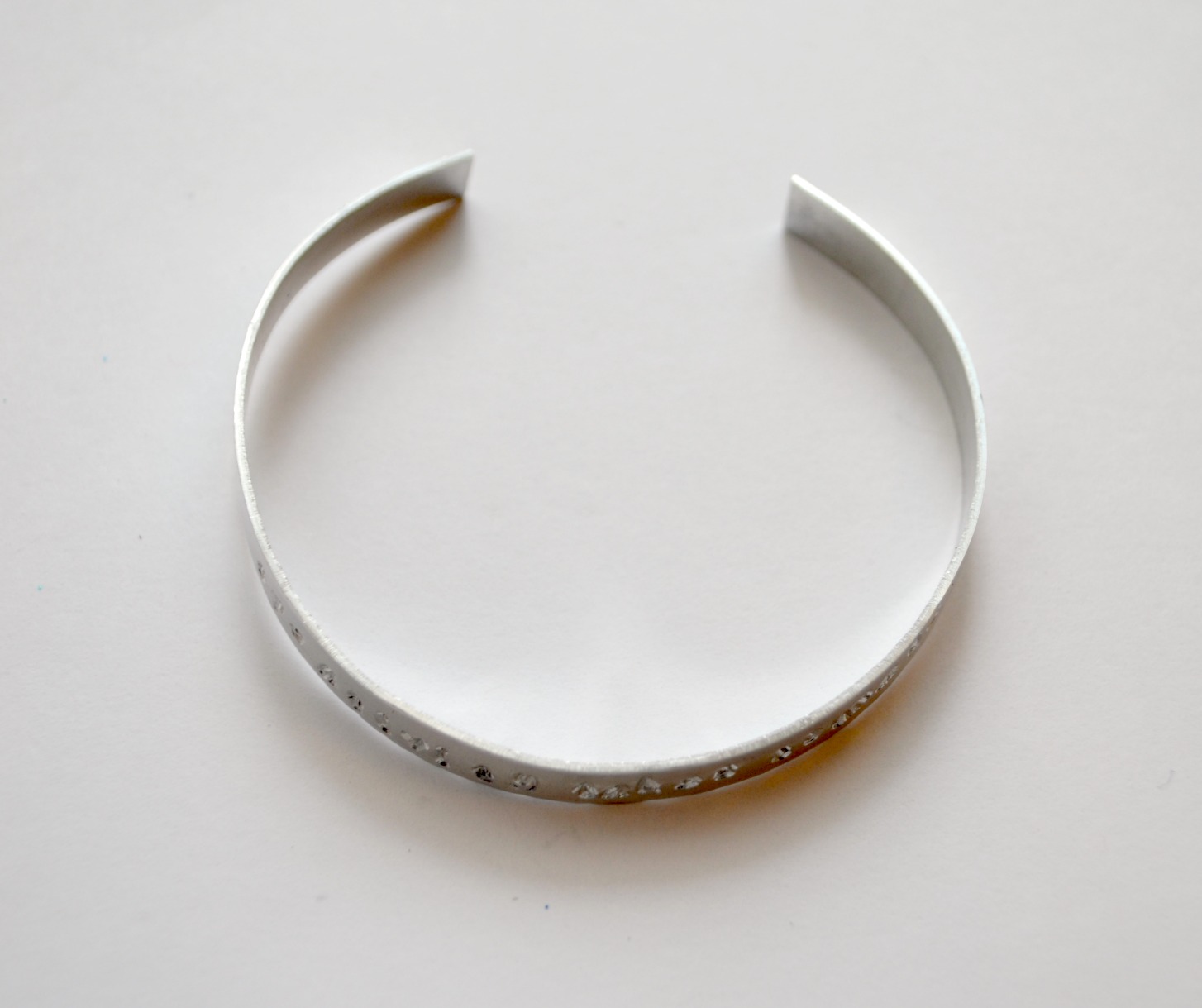 Shaped Cuff