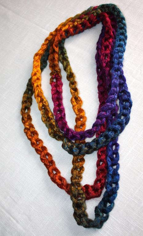 Prism Necklace FREE Crochet Pattern