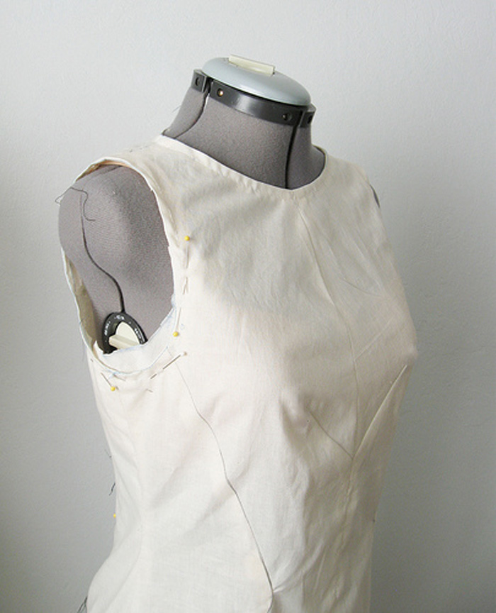 Sewing a Muslin for Patterns - The Best Way