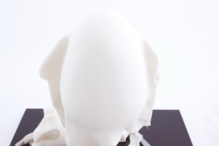 Place fondant over cake
