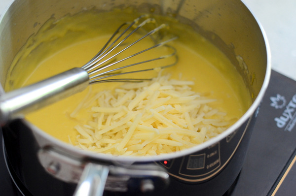 Cheese in Bechamel Sauce
