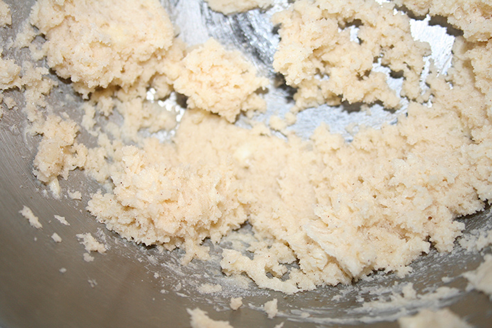 Dough for animal crackers