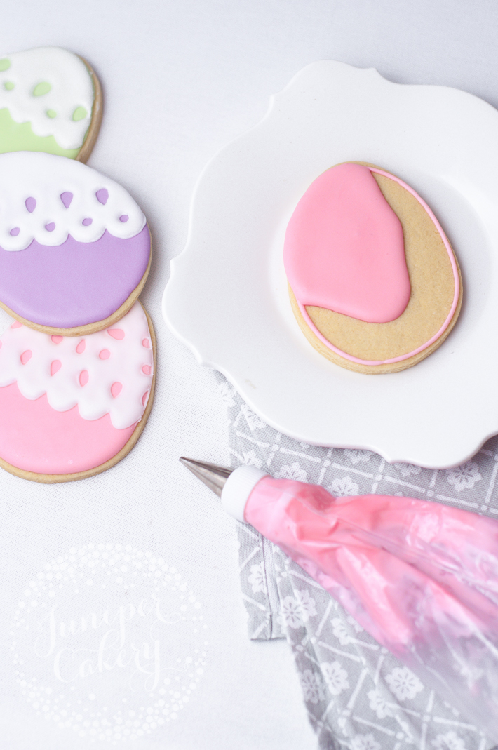 Lace Easter egg sugar cookie tutorial by Juniper Cakery