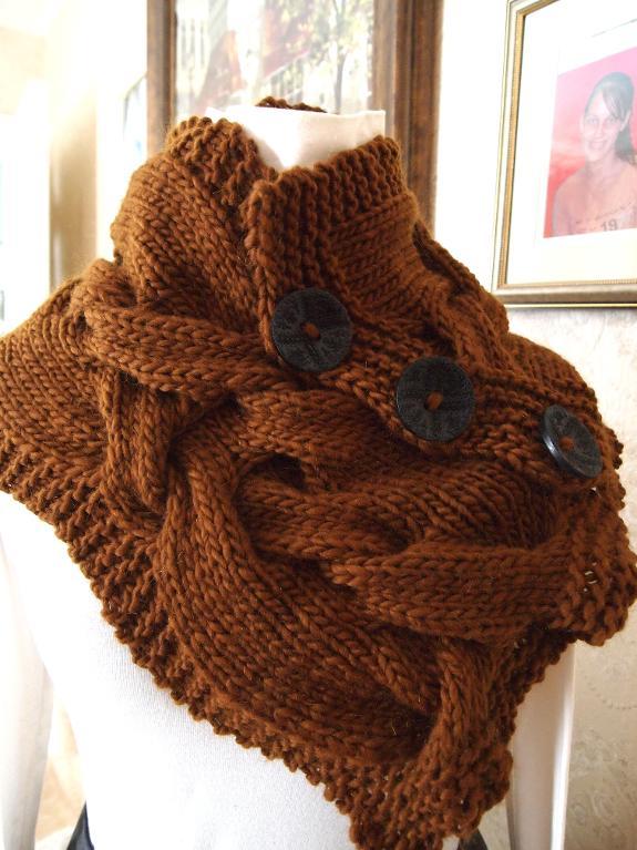 Modern Twist Cowl Knitting Pattern