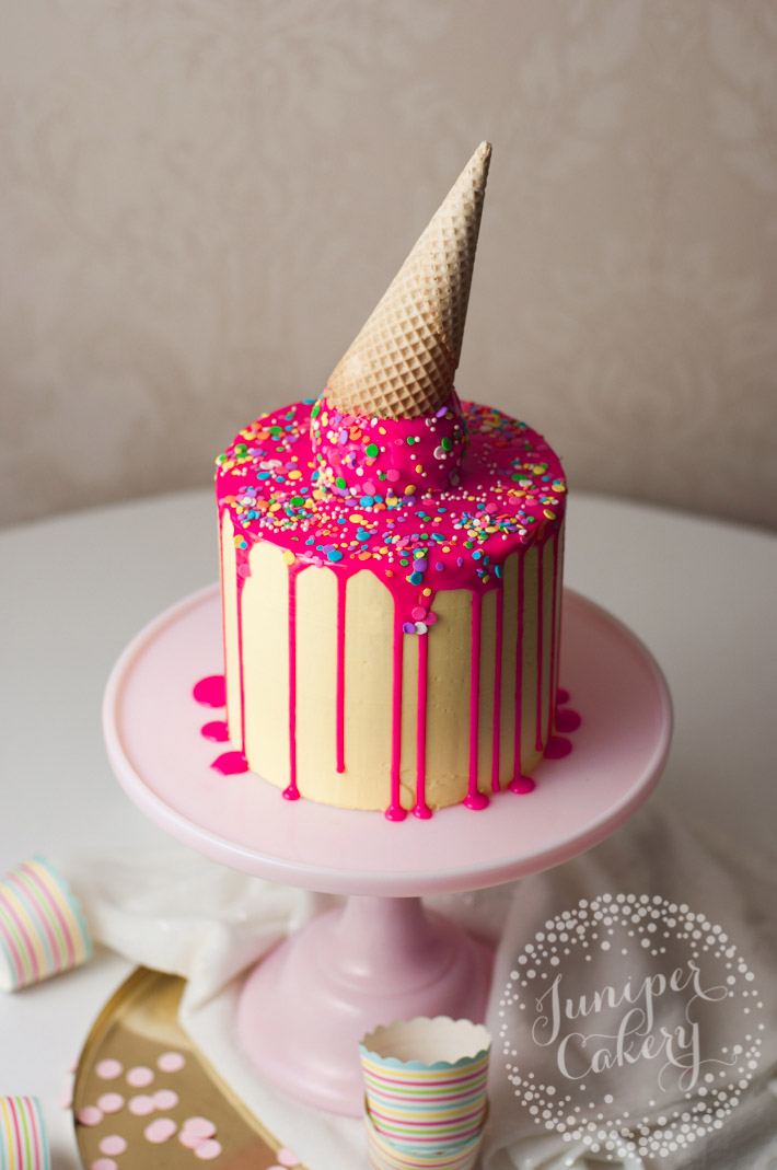 How to make the perfect ganache glaze for cakes