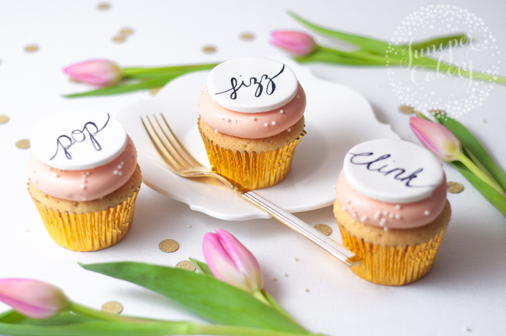 Tips and tricks for painting calligraphy fonts onto cake