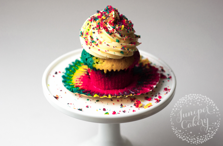 How to make bright rainbow cupcakes by juniper Cakery