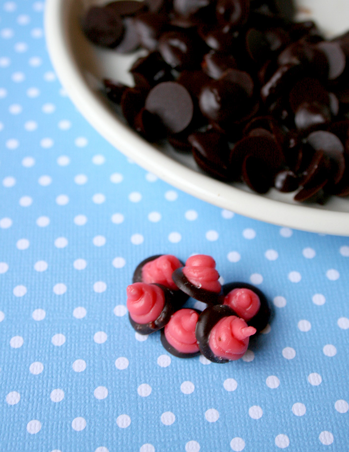 Homemade two-tone chocolate chips