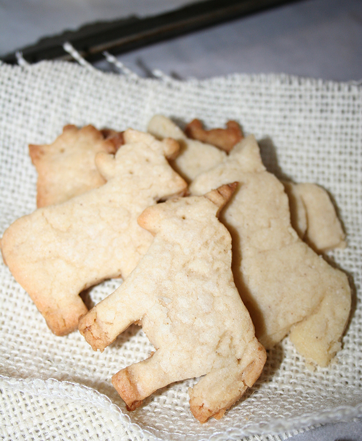 Homemade Animal Crackers 