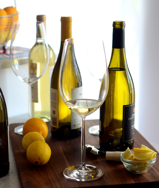 How to Host a Wine Tasting