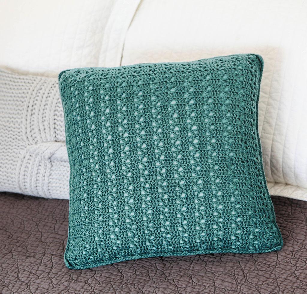 Everyday Lace Pillow Crochet Kit