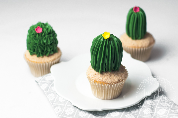 Surprisingly easy cactus cupcake tutorial by Juniper Cakery