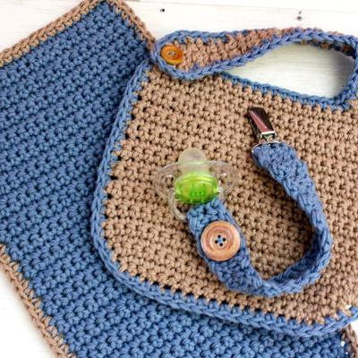 Baby Shower Set FREE Crochet Pattern