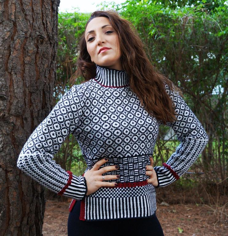 Mosaic Sweater in Black and White
