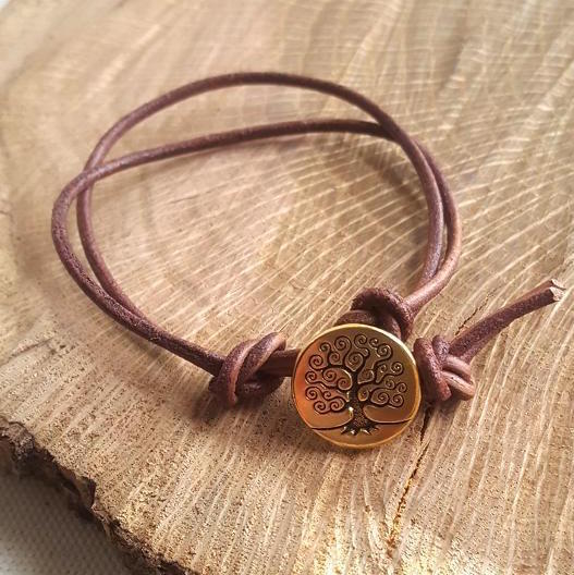 Easy Knotted Button Bracelet Tutorial
