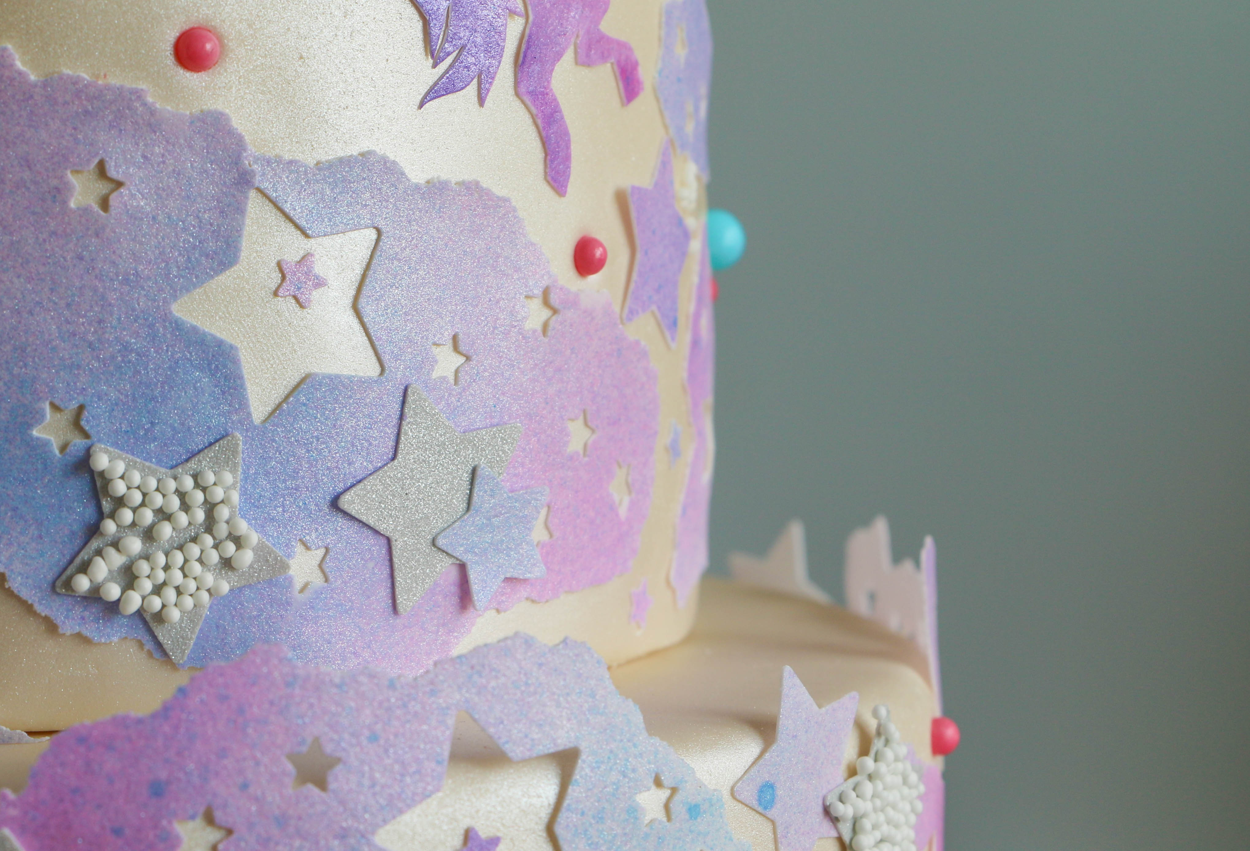 How to Decorate a Cake With Edible Icing Sheets | Erin Gardner