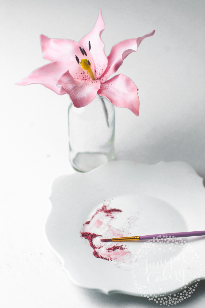 How to steam sugar flowers without a professional steamer