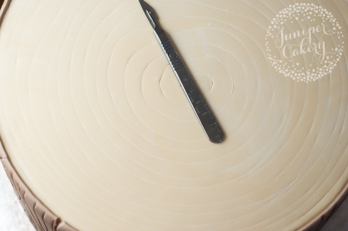 How to add a fun tree effect to fondant
