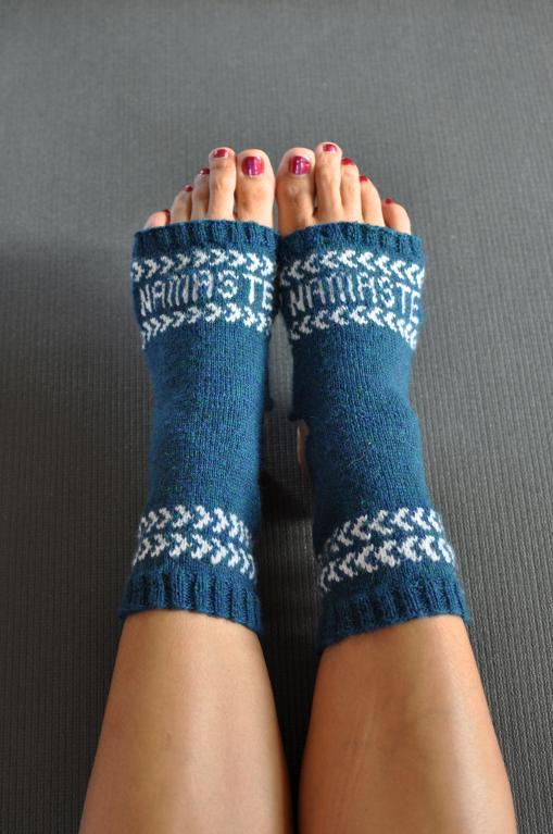Fair Isle Yoga Socks Knitting Pattern