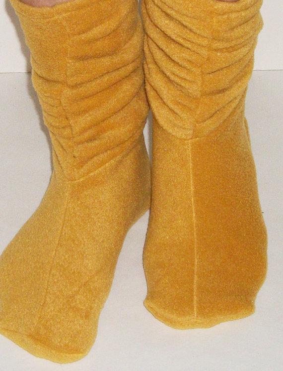 Slouchy Fleece Slippers Sewing Pattern