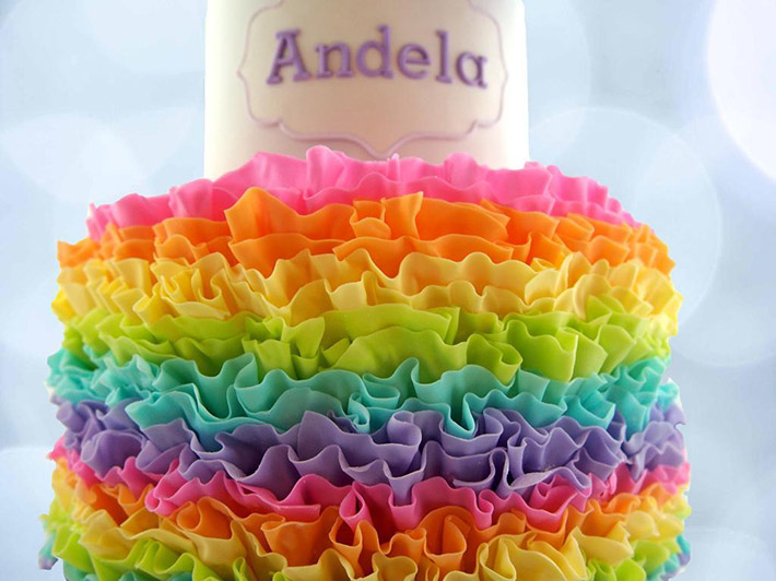 Cute decorate ideas for rainbow layer cakes