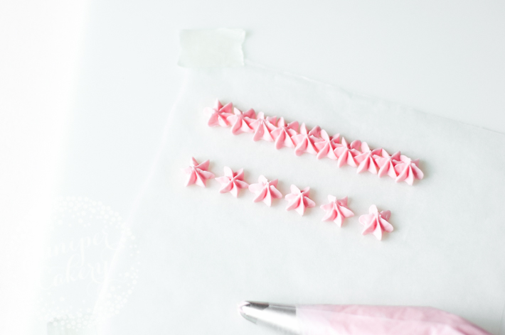 Add easy star borders to your next cake