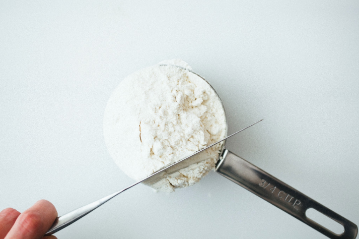 Measuring flour