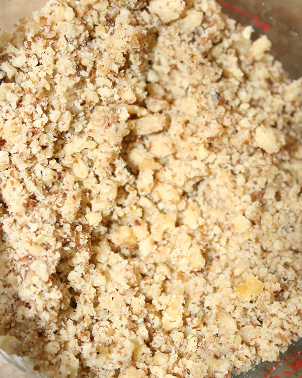Nut flour