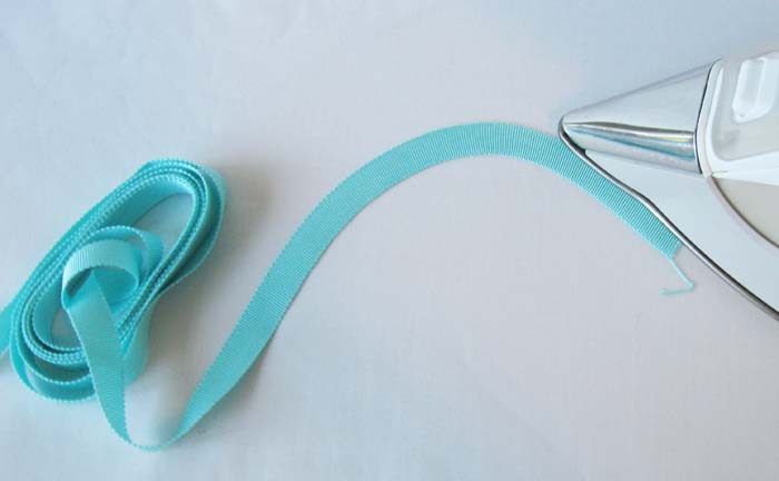 ironing petersham ribbon