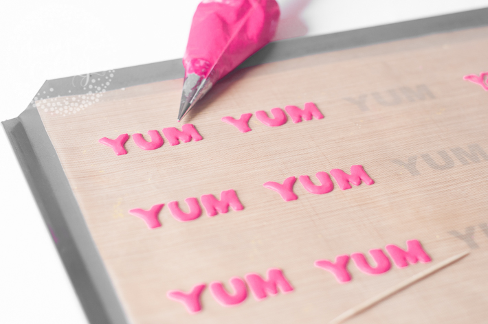 Royal icing letters tutorial