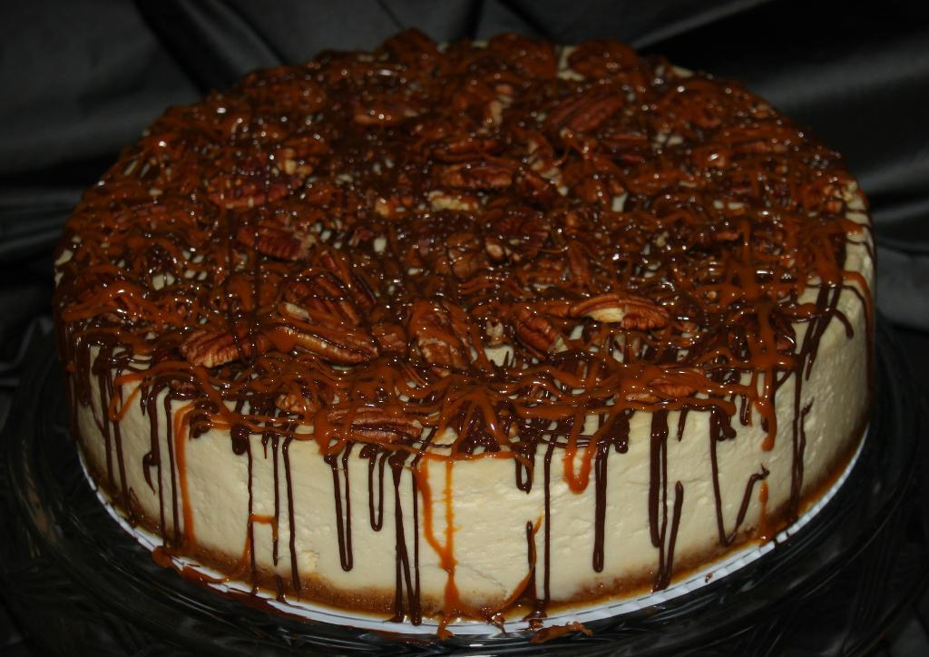 Turtle cheesecake