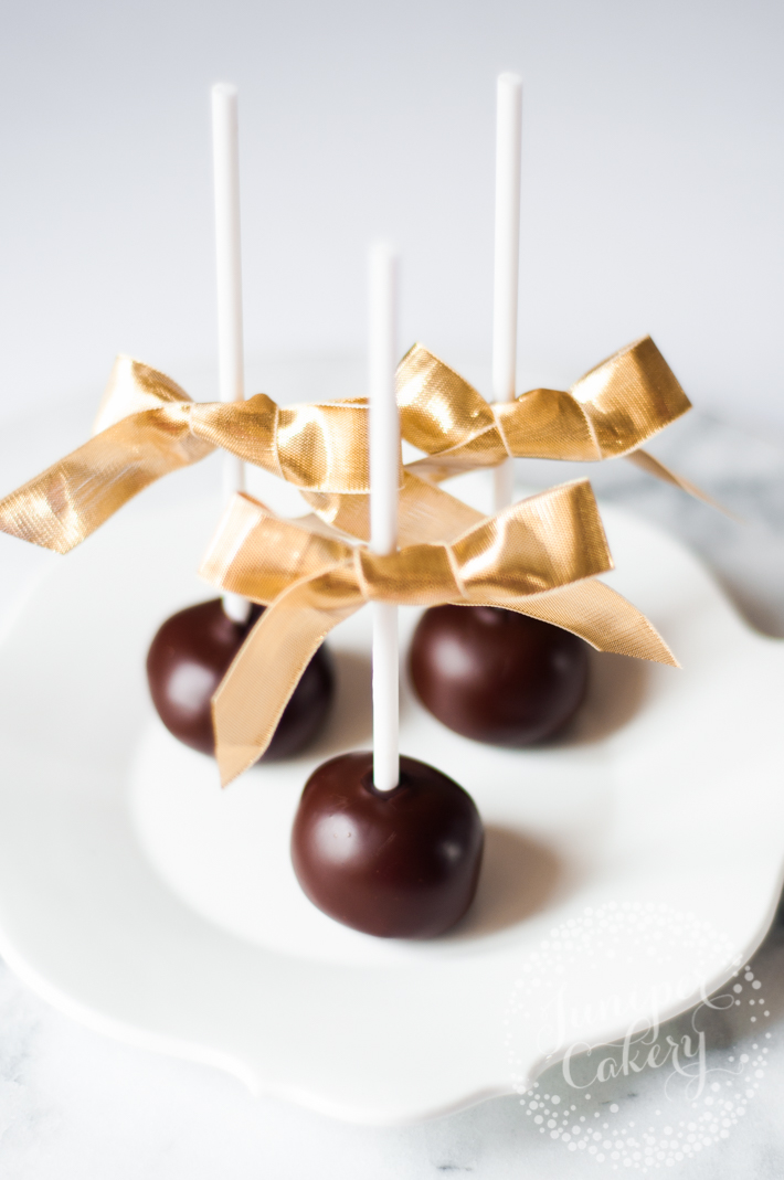 Chocolate cake pops ideas