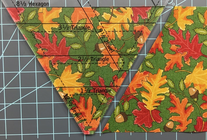 Hexie Mug Rug: Cutting Triangles from 4'' strips