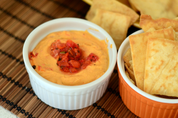 How to Make Roasted Red Pepper Hummus