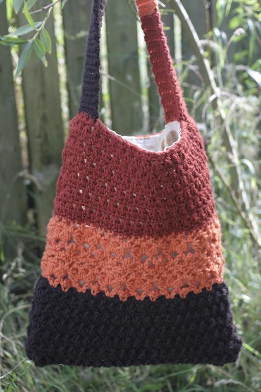 Lace Shoulder Bag Crochet Pattern