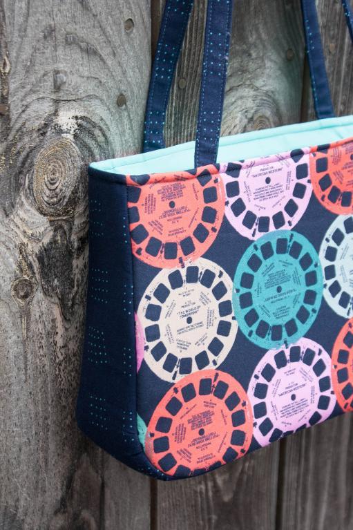 Sara Lawson's Baker Street Bag Pattern