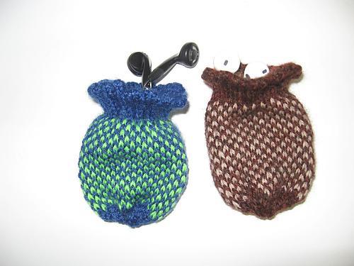 Simply Stranded Earbud Pouch FREE Knitting Pattern
