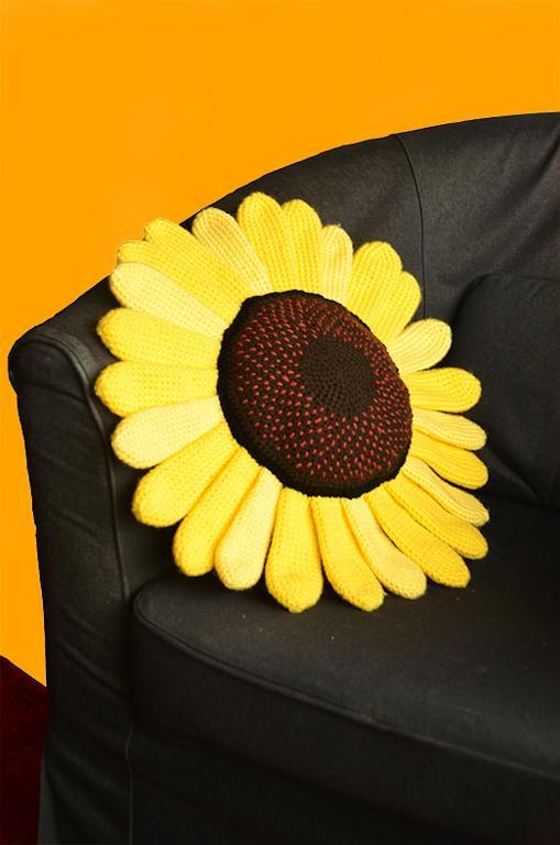 Sunflower Pillow Crochet Pattern